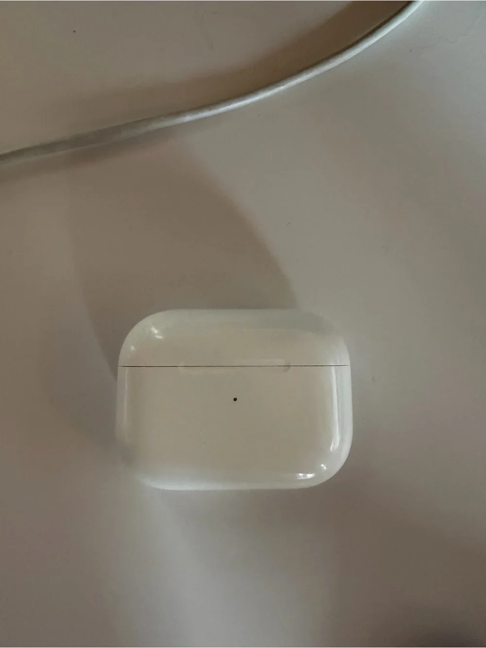 Apple White Wireless Earbud Charging Case